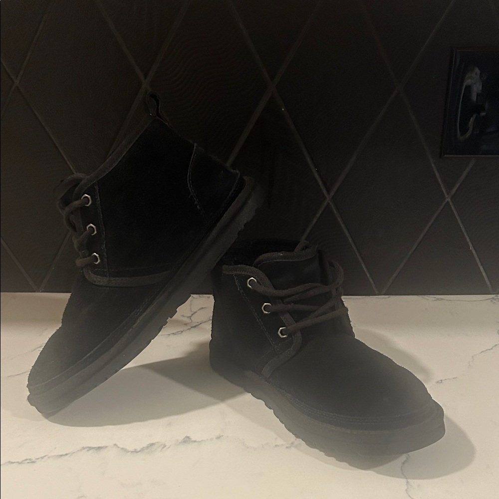 Ugg Neumel